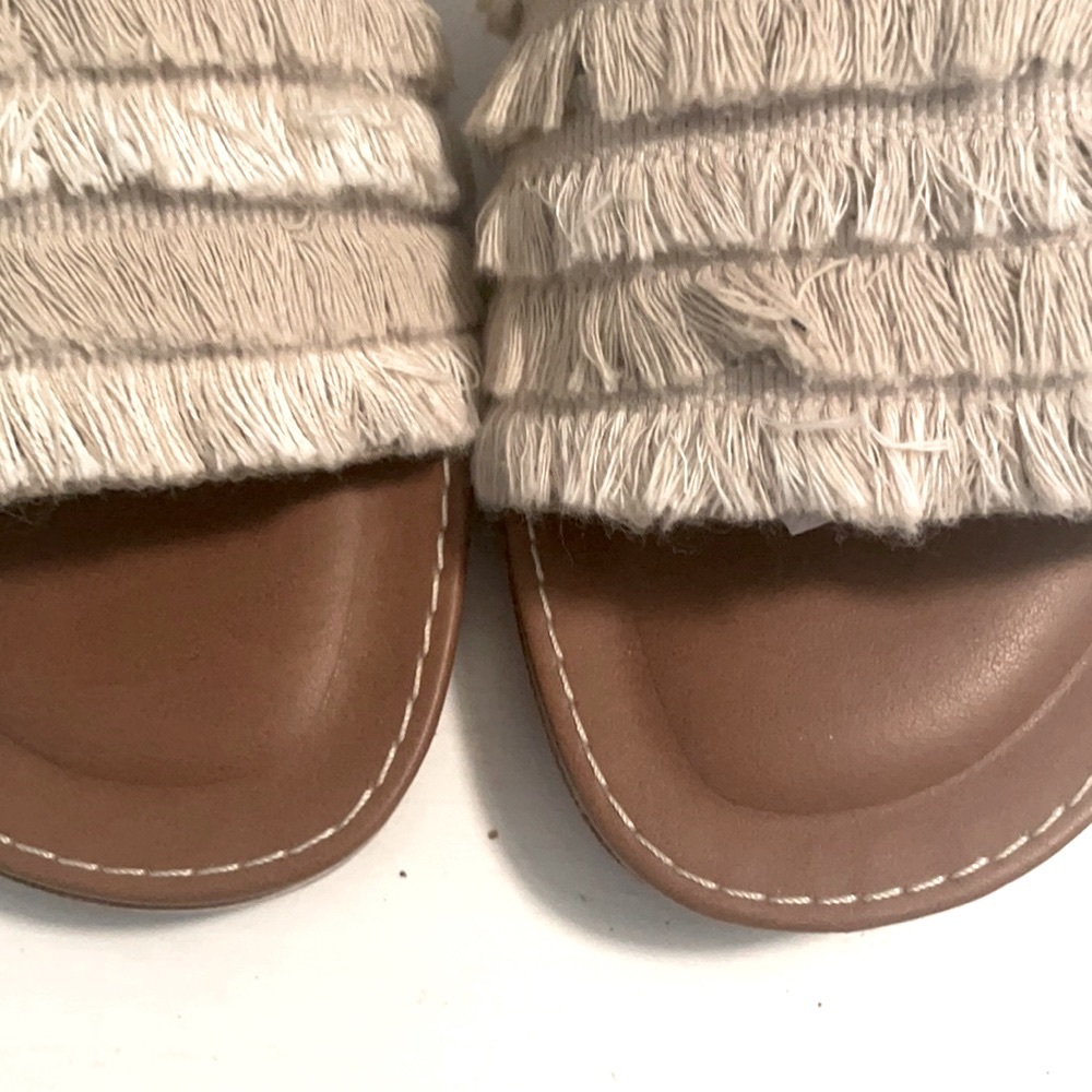 Bella Vita Cloth Fringed Slide Sandals - Size 7 - Picture 3 of 5